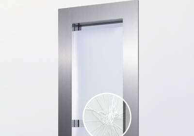 Na zdjęciu widzimy zastosowano bezpieczne przeszklenie dla drzwi Thermo Pro i Thermo Plus